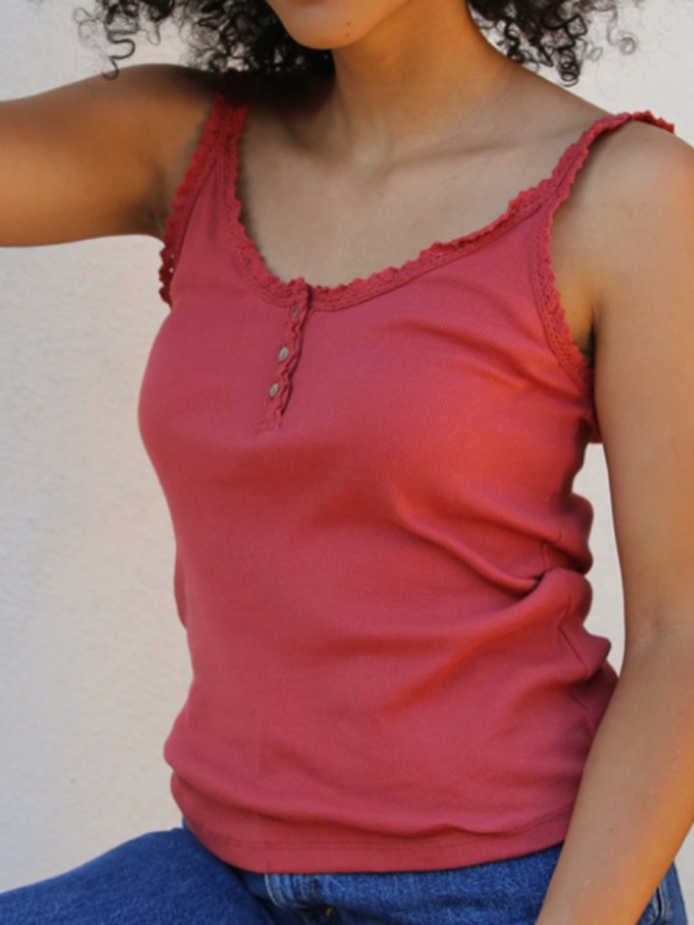 NWT Angie terracota  lace trim rib knit tank with buttons